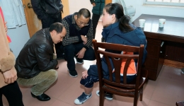 自治区皮研所开展麻风病密切接触者预防服药工作