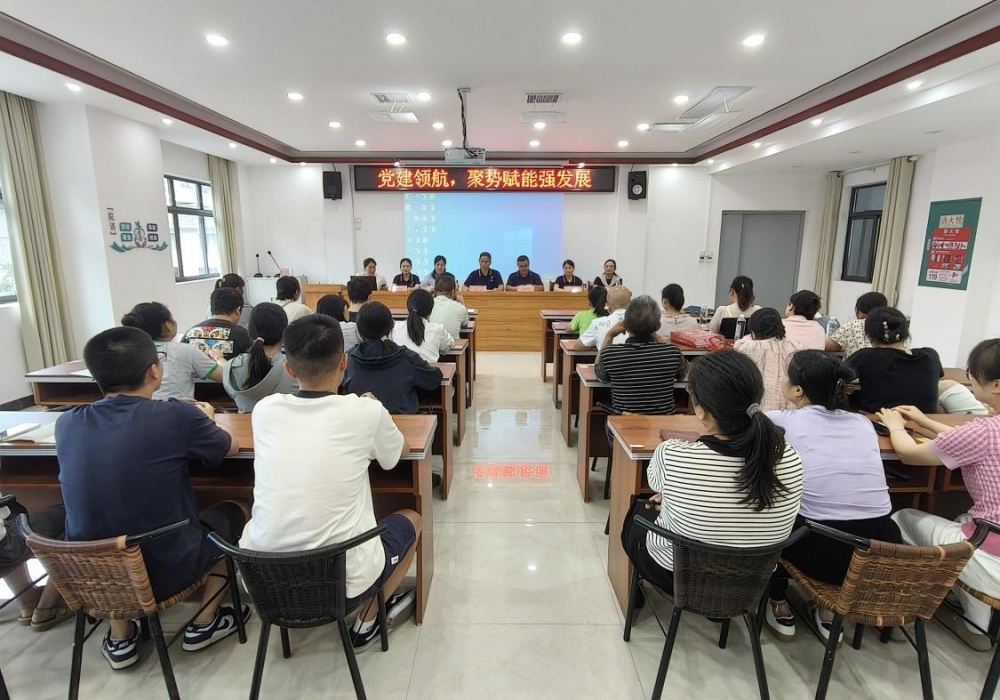 健康科普惠万家 皮防名医进阳朔 -- 广西皮肤病医院志愿服务百场公益行动（第三十四场）